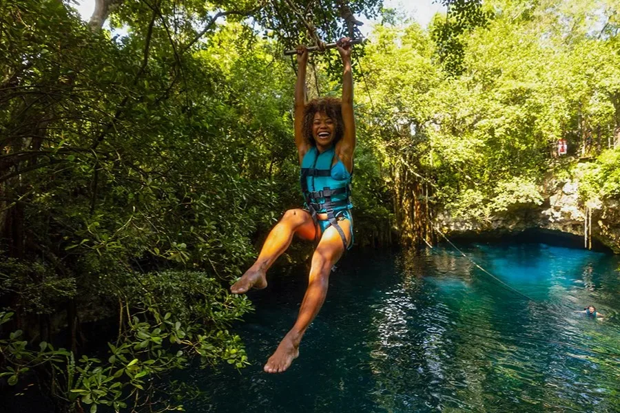Corporate Events, Trips & Gatherings for Large Groups - Extreme Adventuring Cancun