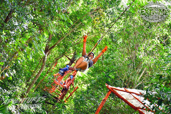 zip-line-park-in-cancun